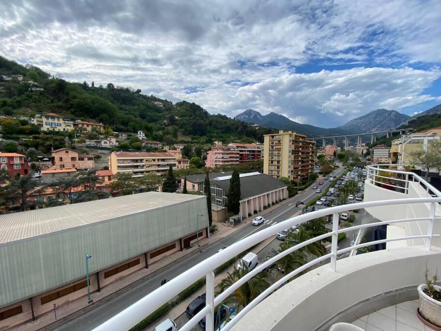 Vacances A Menton Exterior photo